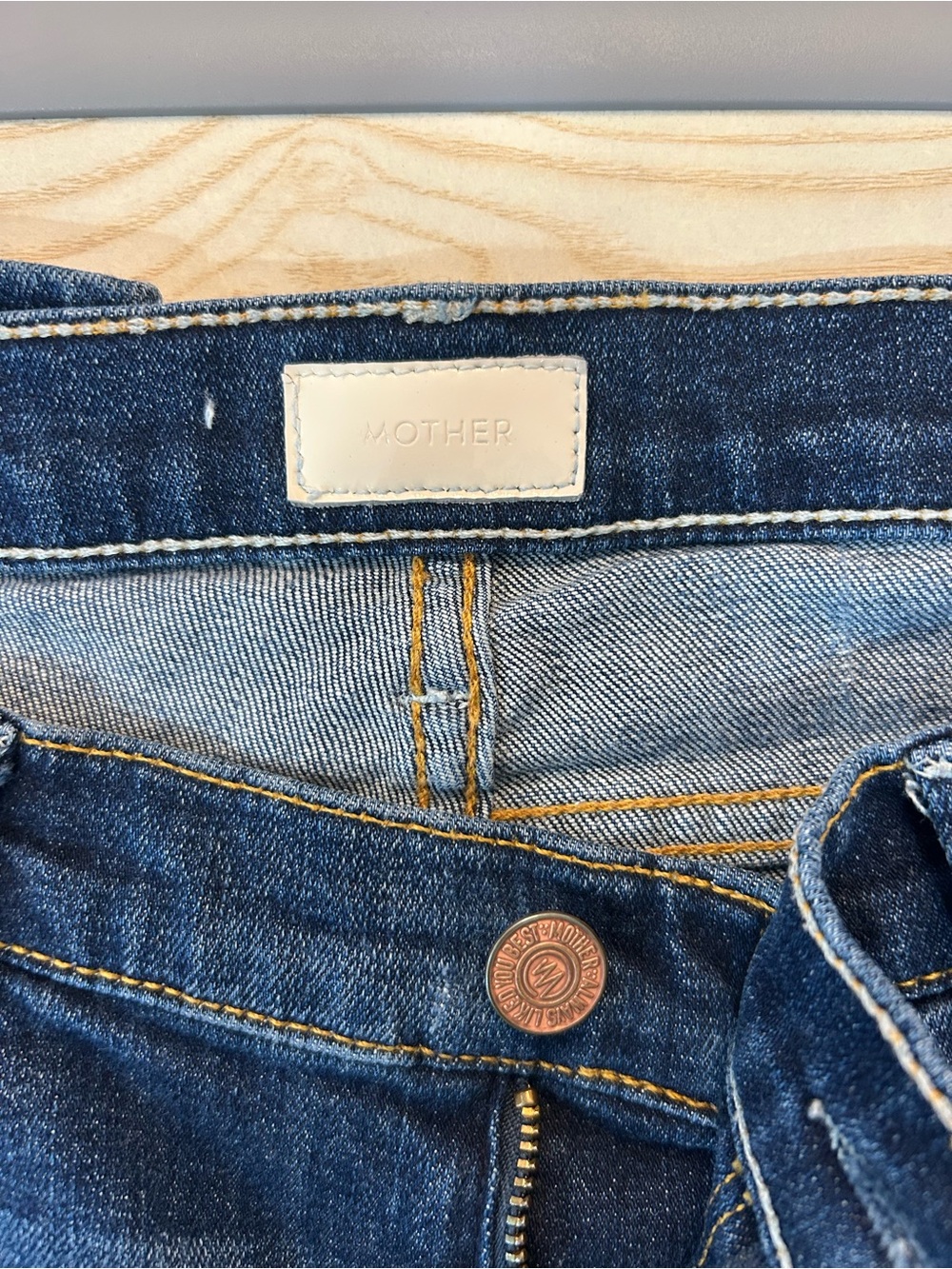 MOTHER The Runaway Jeans - Picture 4 of 9